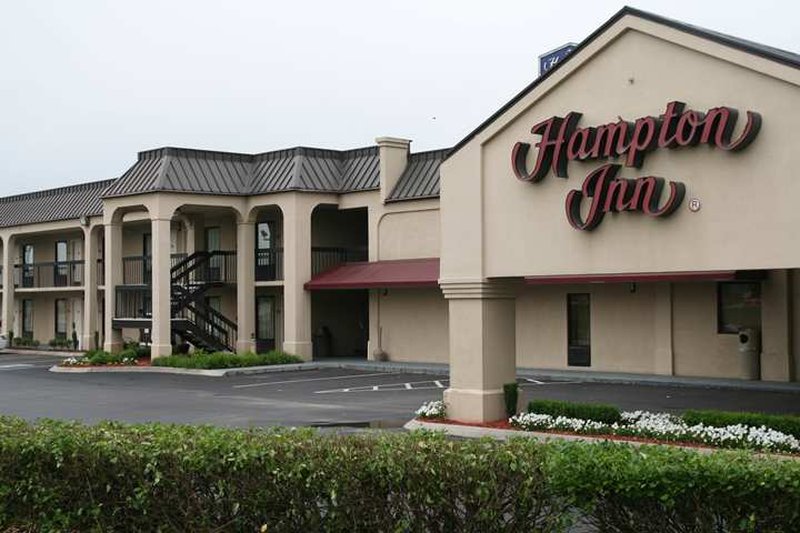Manchester, Tennessee hotels, motels: rates, availability