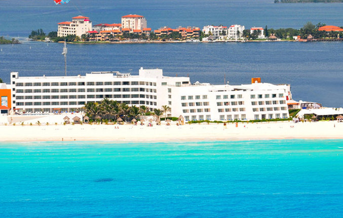 Flamingo Cancun Resort