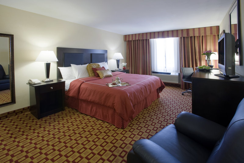Super 8 by Wyndham Chicago Northlake OHare South