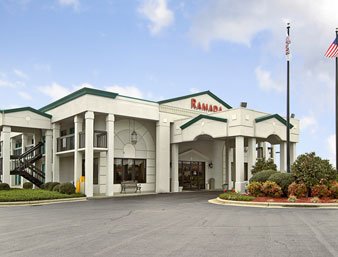 Quality Inn & Suites Mooresville Lake Norman