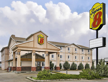 Super 8 by Wyndham Moose Jaw SK