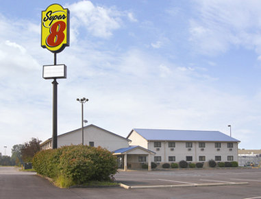 Super 8 by Wyndham Indianapolis / Emerson Ave