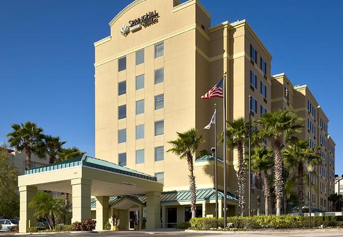 SpringHill Suites by Marriott Convention Center / I drive