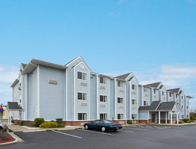 Microtel Inn & Suites by Wyndham Lillington / Campbell Univ