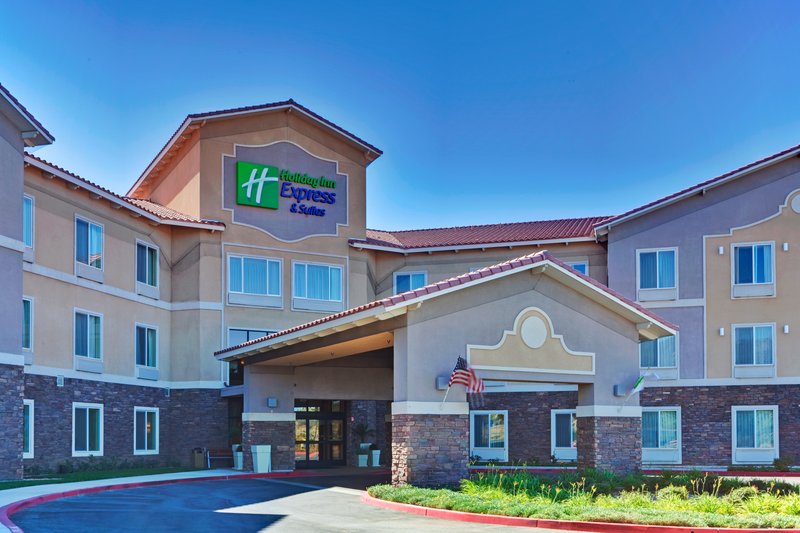 Holiday Inn Express Hotel & Suites Beaumont