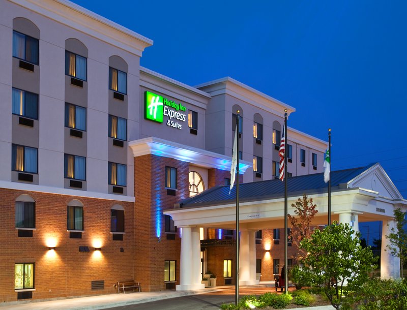 Holiday Inn Express Hotel & Suites Chicago West Ohare Arpt
