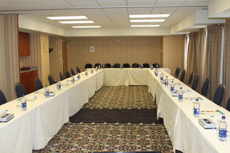 Staybridge Suites Calgary Airport