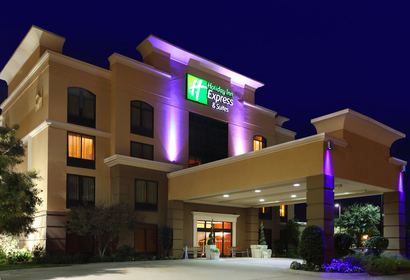 Holiday Inn Express Suites South Tyler