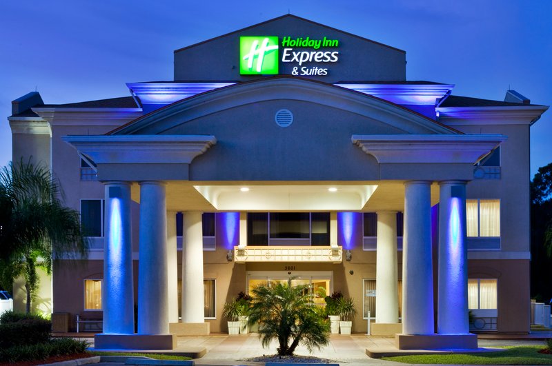 Holiday Inn Express Hotel & Suites Tavares Leesburg