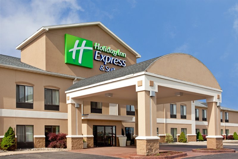 Holiday Inn Express & Suites Three Rivers