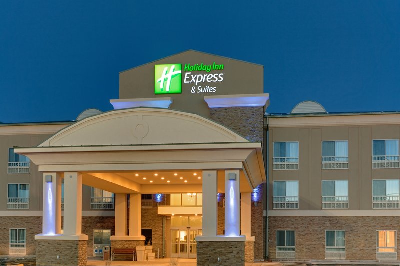 Holiday Inn Express Hotel & Suites Grants Milan