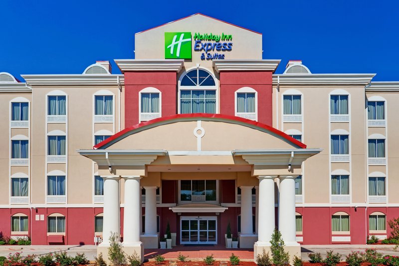 Holiday Inn Express Hotel & Suites BYRAM