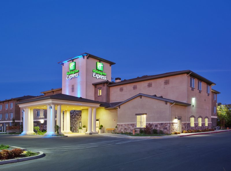 Holiday Inn Express Hotel & Suites Lodi