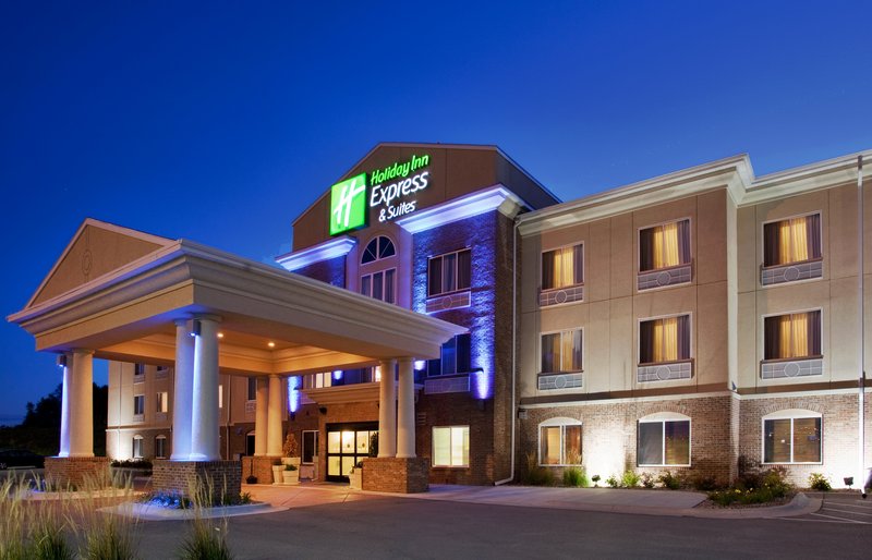 Holiday Inn Express & Suites Cherry