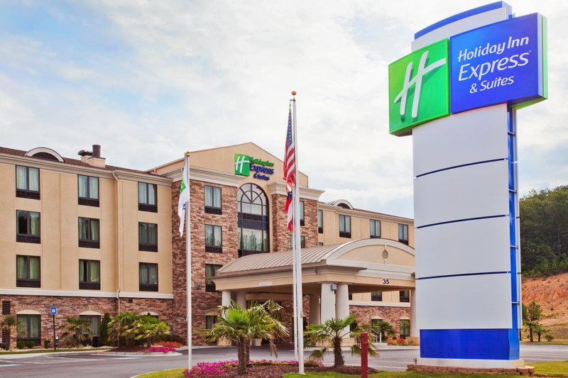 Holiday Inn Express & Suites Rome East
