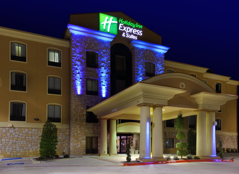 Holiday Inn Express & Suites Paris Texas