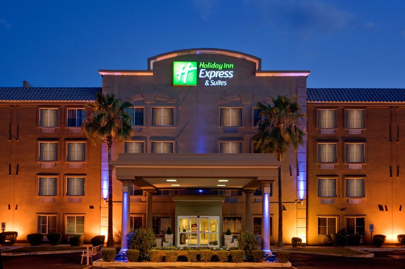 Holiday Inn Express Hotel & Suites PEORIA NORTH GLENDALE
