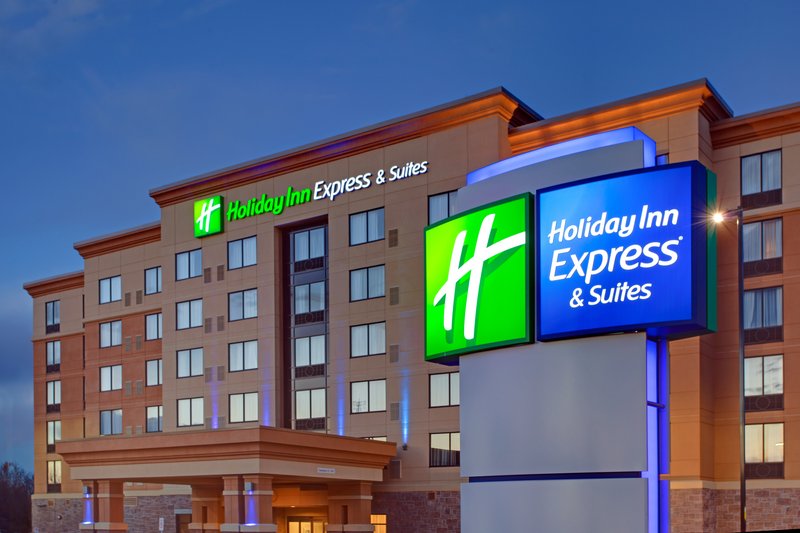 Holiday Inn Express Hotel & Suites Ottawa West Nepean