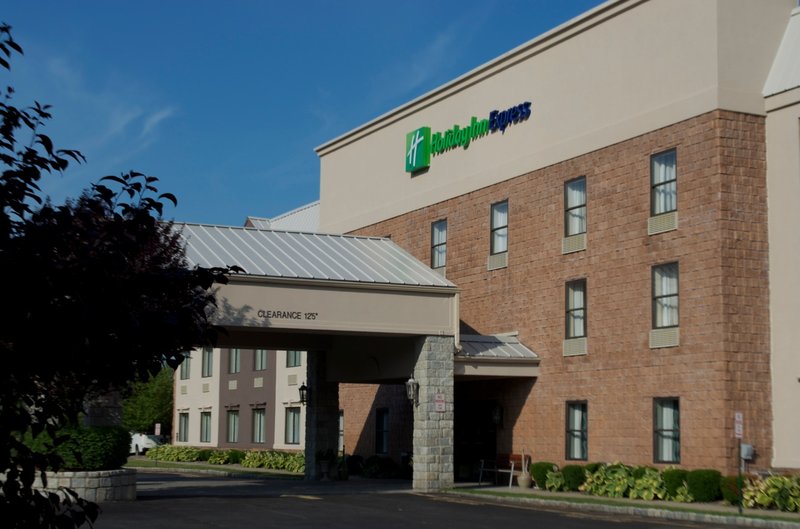 Holiday Inn Express West Point
