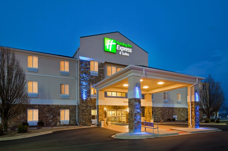 Holiday Inn Express Hotel & Suites Pekin (Peoria Area)