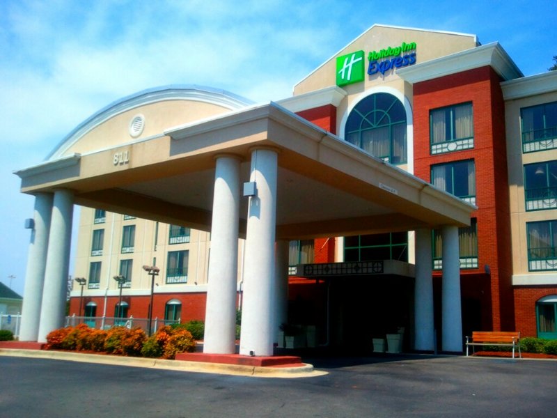 Holiday Inn Express Hotel & Suites Birmingham Irondale(East)