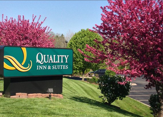 Quality Inn & Suites Mason Hwy 42