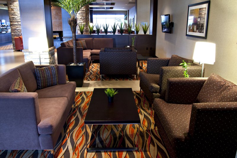 Holiday Inn Express Pembroke