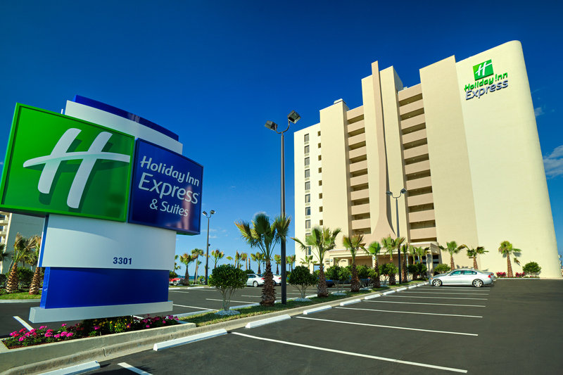 Holiday Inn Express & Suites Oceanfront