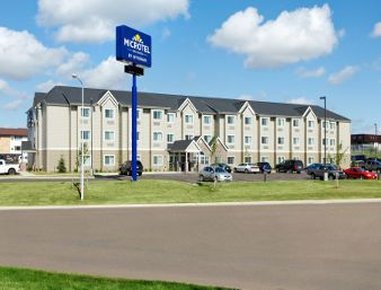 Microtel Inn & Suites by Wyndham Dickinson