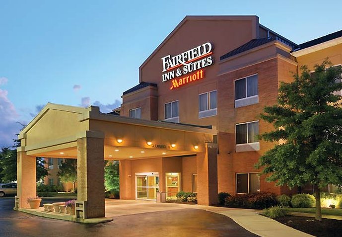 Fairfield Inn & Suites by Marriott Akron South