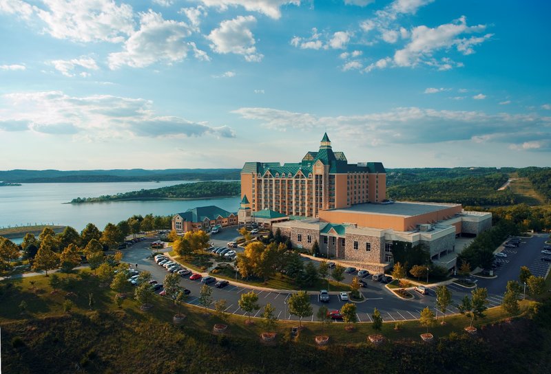 Chateau on the Lake Resort Spa & Convention Center