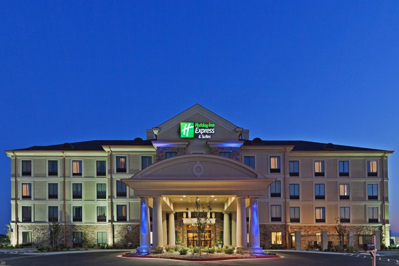 Holiday Inn Express Hotel & Suites POTEAU