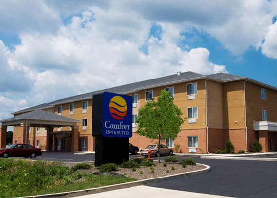 Comfort Inn & Suites Near Indiana Dunes State Park