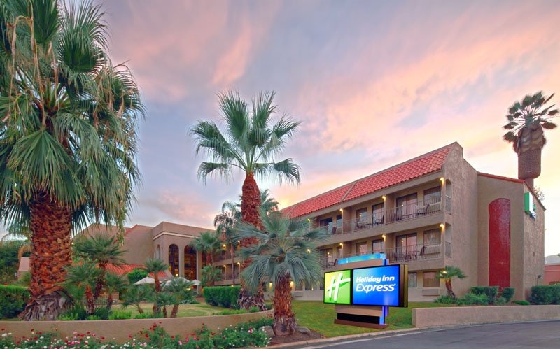 Holiday Inn Express Palm Desert Rancho Mirage / Golf