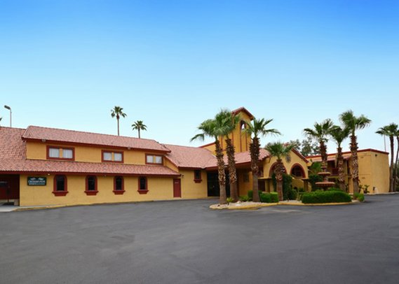 Quality Inn & Suites Goodyear Phoenix West