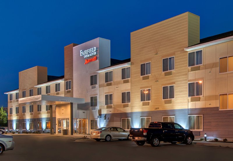 Fairfield Inn & Suites Fort Worth I 30 West near NAS JRB