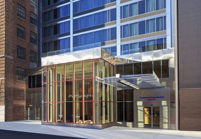 Fairfield Inn & Suites New York Midtown Manhattan / Penn Station