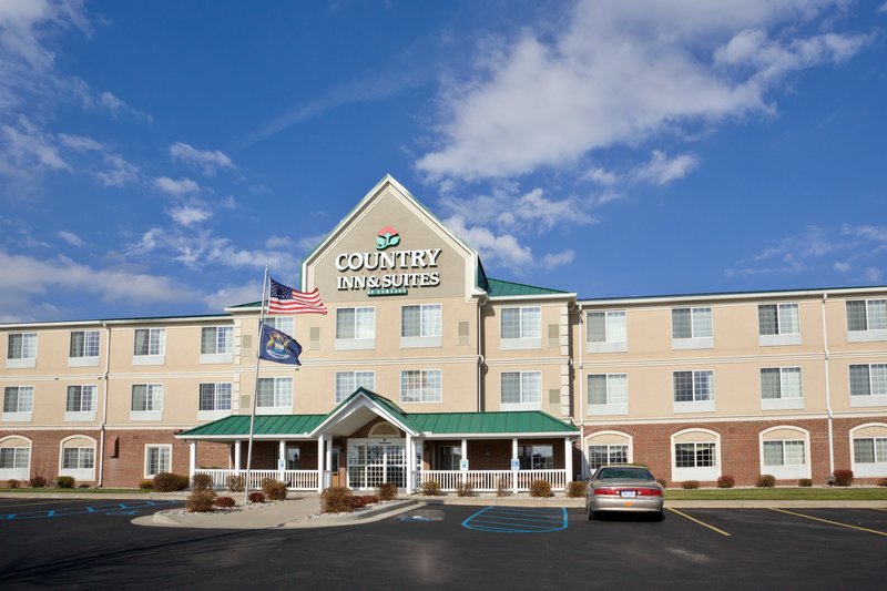 Country Inn & Suites by Radisson Big Rapids MI