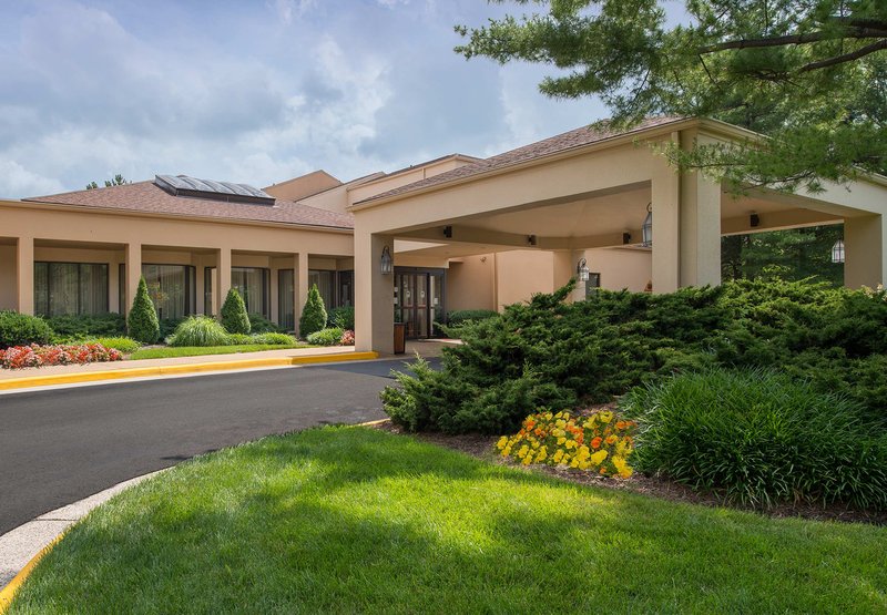 Courtyard by Marriott Dulles Airport Herndon / Reston