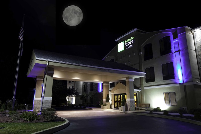 Holiday Inn Express Hotel & Suites Plymouth