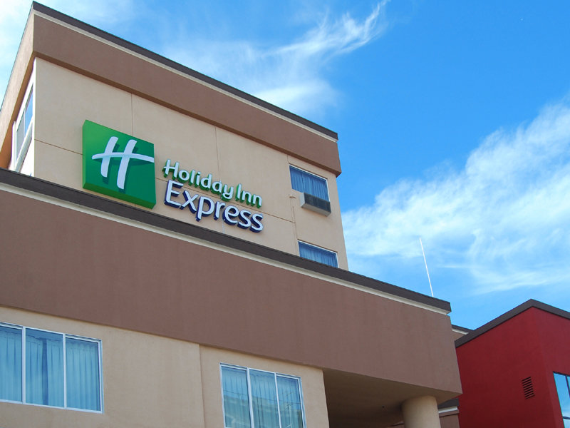 Holiday Inn Express Los Angeles Downtown West