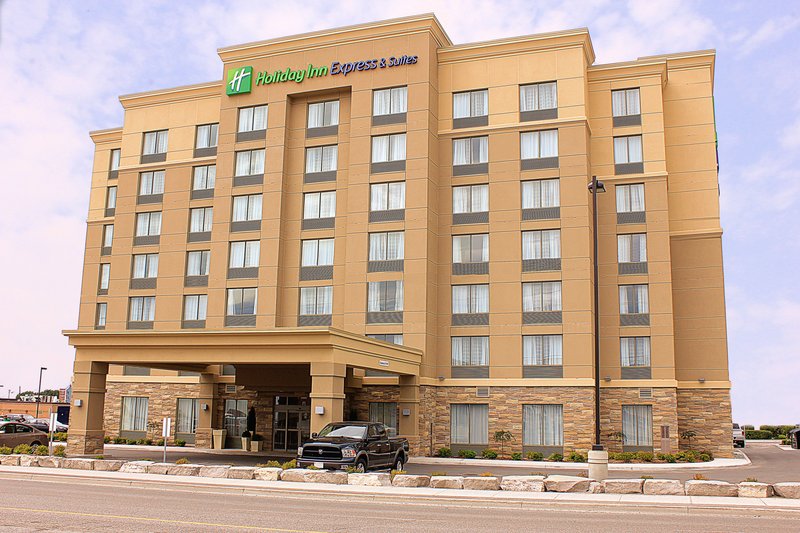 Holiday Inn Express Hotel & Suites Timmins