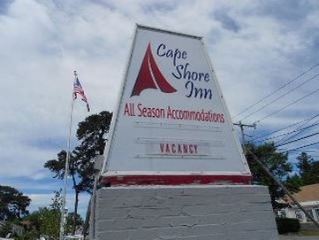Cape Shore Inn