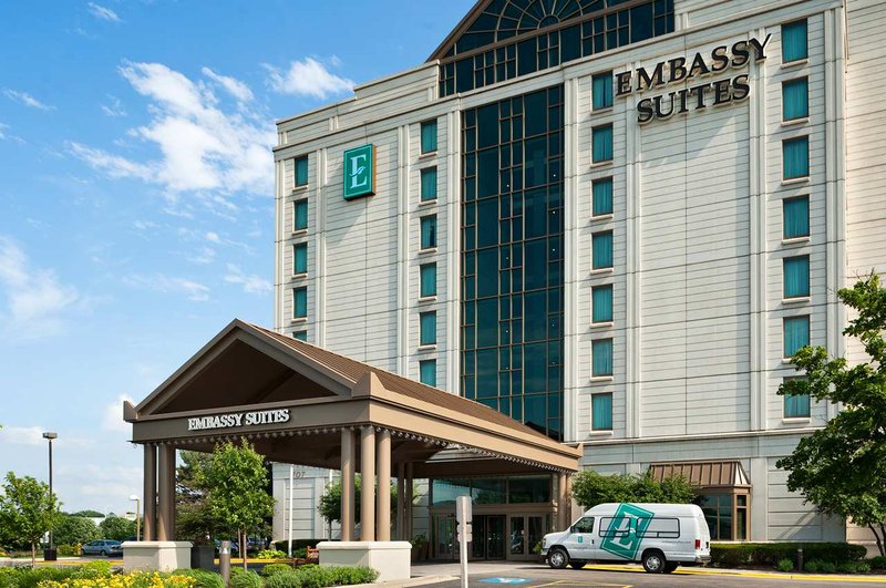Embassy Suites by Hilton Chicago Lombard Oak Brook