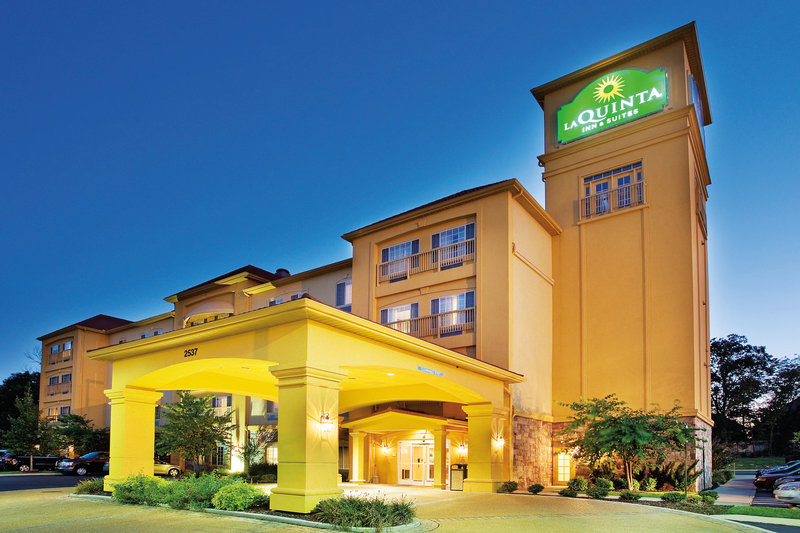 La Quinta Inn & Suites by Wyndham Smyrna TN Nashville