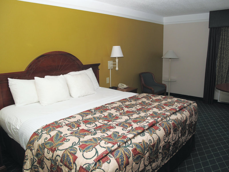 La Quinta Inn & Suites by Wyndham Elizabethtown