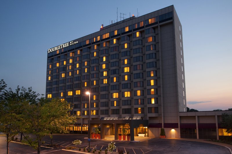 DoubleTree by Hilton Hotel St. Louis Chesterfield