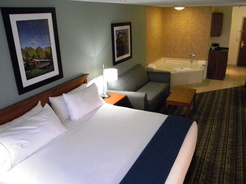 Holiday Inn Express & Suites Salamanca