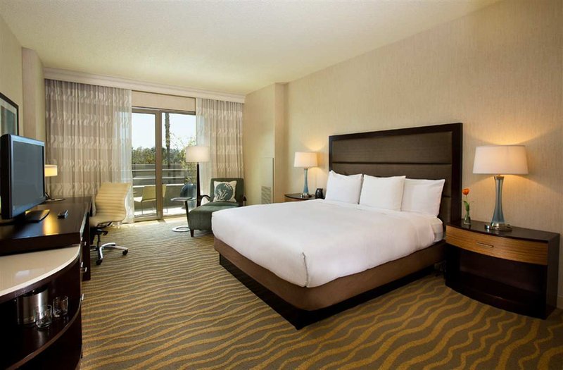 DoubleTree by Hilton Hotel San Diego Mission Valley