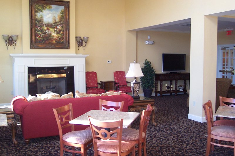 Holiday Inn Express Hotel & Suites Auburn University Area